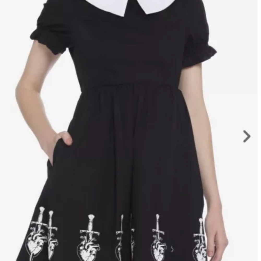 Dagger Heart Collar Dress Hot Topic plus size 2 18/20
